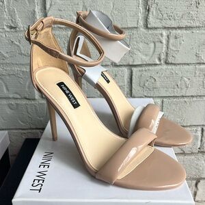 WMN NINE WEST TEEYYA size 8M